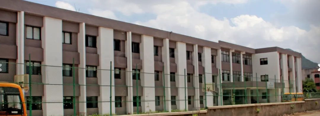 Woodridge International School Campus